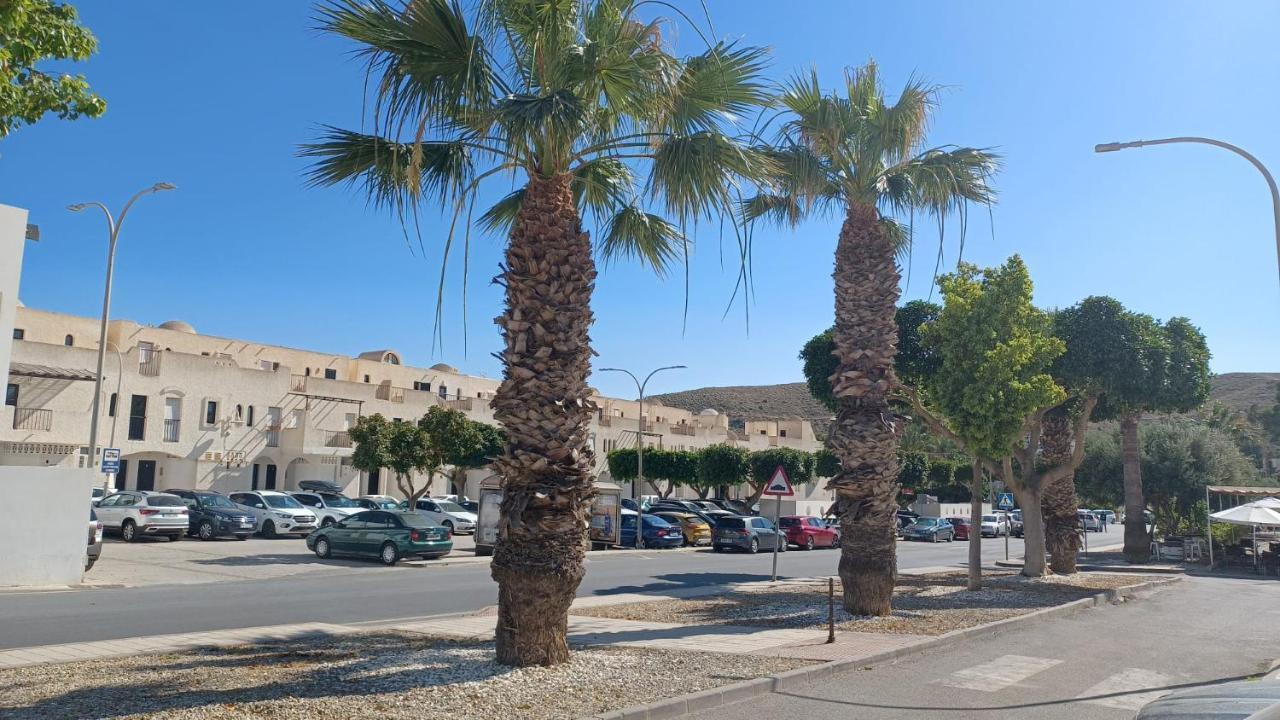 Casa Del Pez Vivienda A Pie De Calle En Agua Amarga A 250 Metros De La Playa ภายนอก รูปภาพ