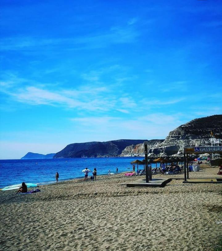 Casa Del Pez Vivienda A Pie De Calle En Agua Amarga A 250 Metros De La Playa ภายนอก รูปภาพ