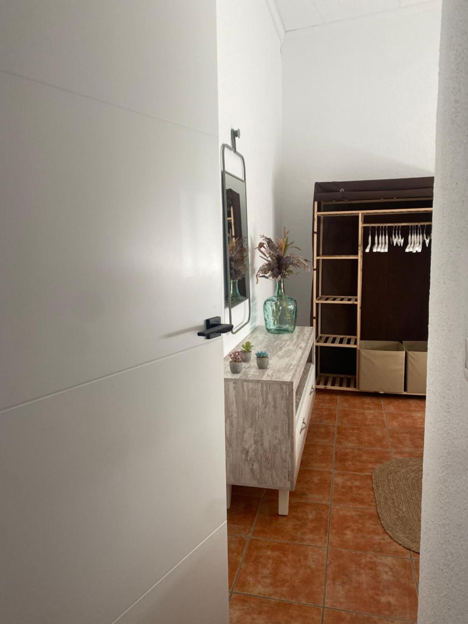 Casa Del Pez Vivienda A Pie De Calle En Agua Amarga A 250 Metros De La Playa ภายนอก รูปภาพ